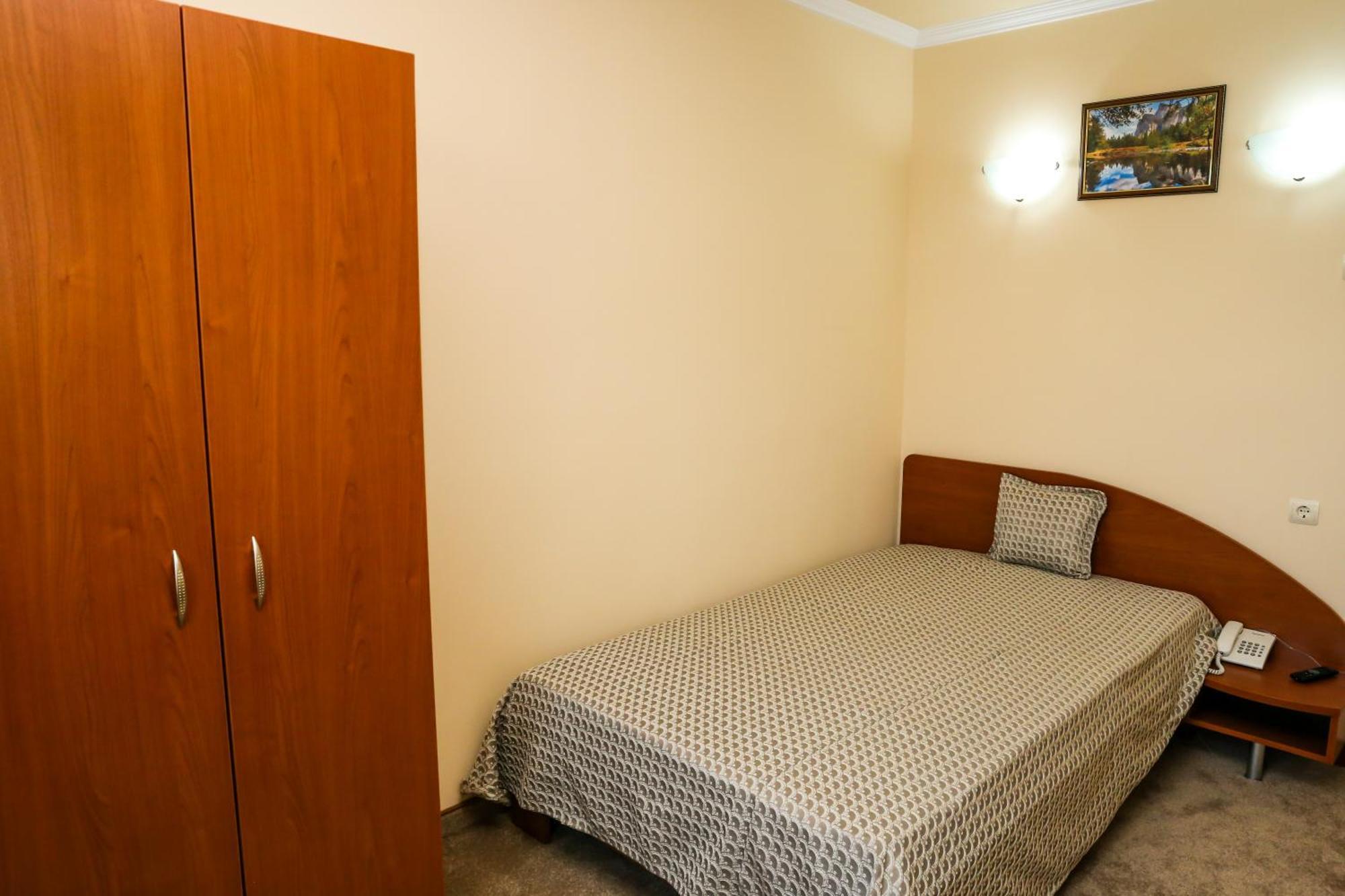 Hotel Bulgaria Kŭrdzhali Rum bild