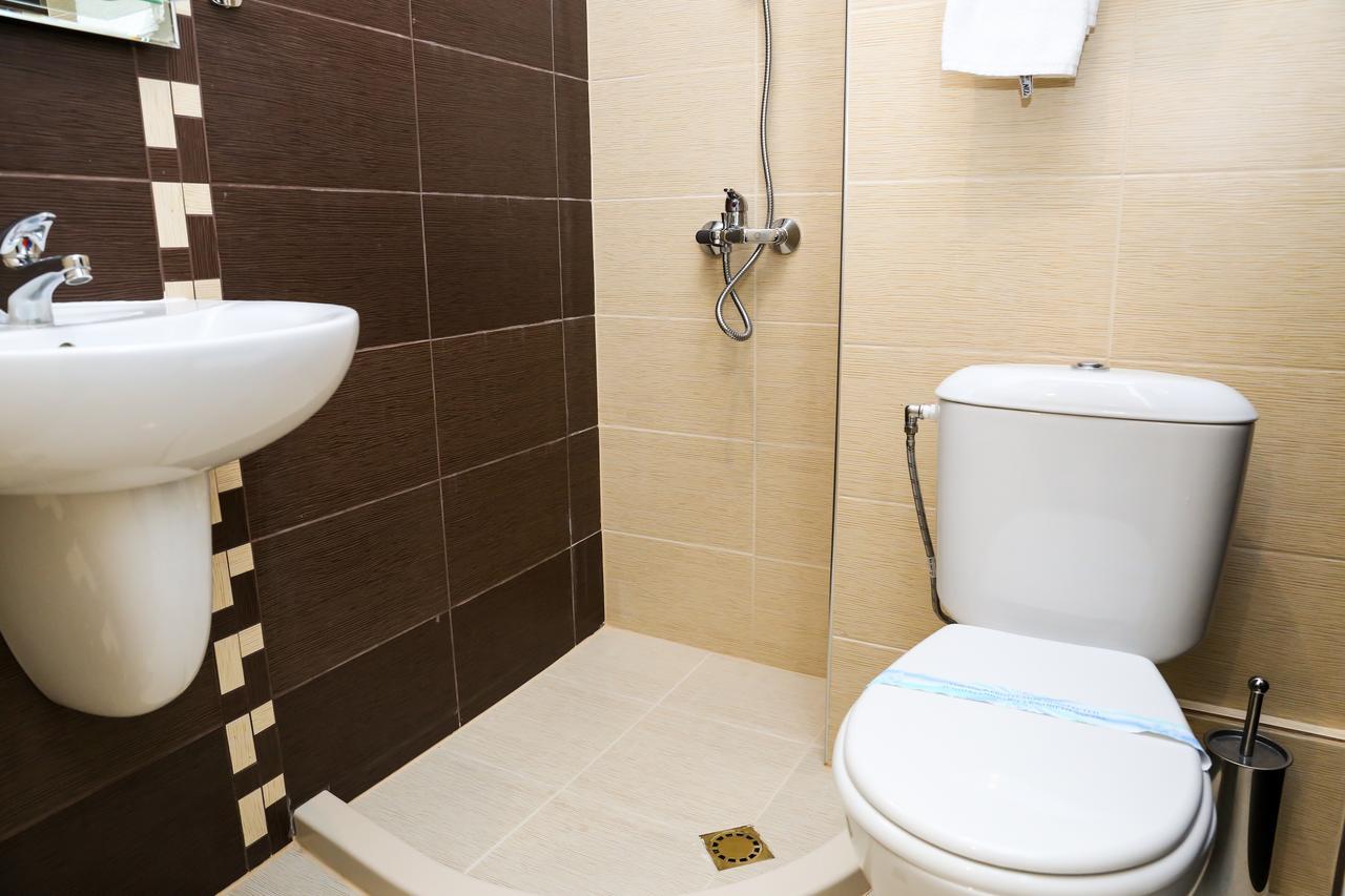 Hotel Bulgaria Kŭrdzhali Exteriör bild